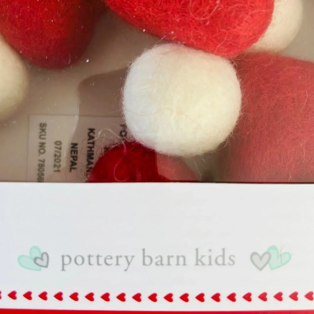 Pottery Barn Kids Felted Wool Heart Pom-Pom Garland - Picture 8 of 13